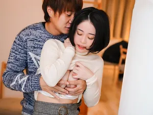 ông xã say xỉn, cô vợ ngoại tình bét nhè với bạn học sau bữa tiệc họp lớp tại nhà