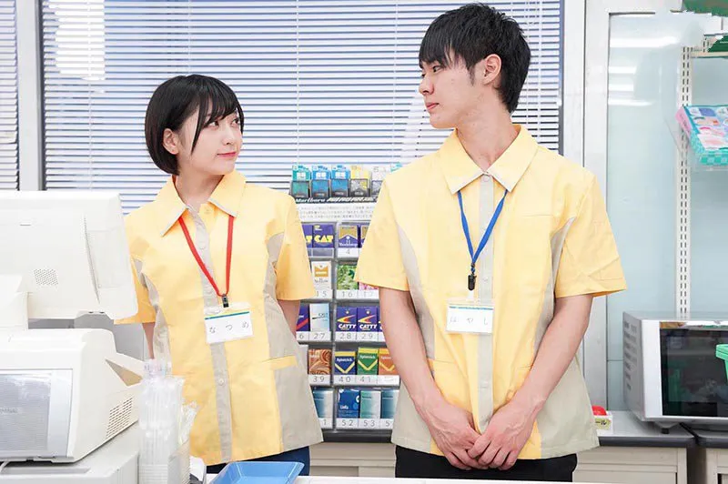 Bí mật lén lút gã chồng khi đi làm thêm ở cửa hàng tiện lợi
